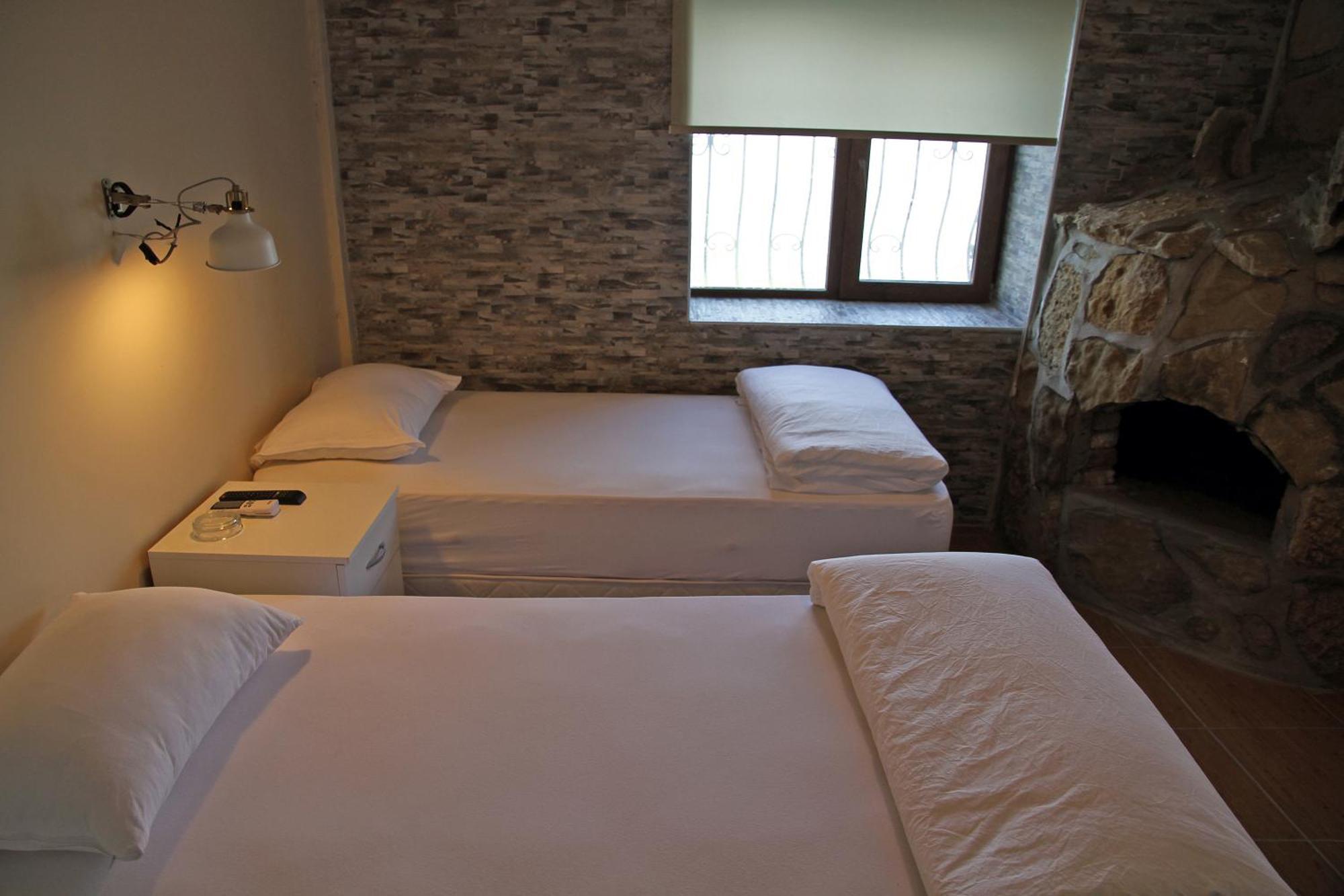 Aqua Boss Hotel エジェアバト 部屋 写真
